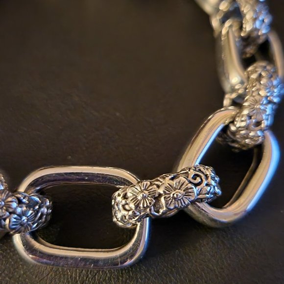 Silver Bracelet for Women - Picture 4 of 5